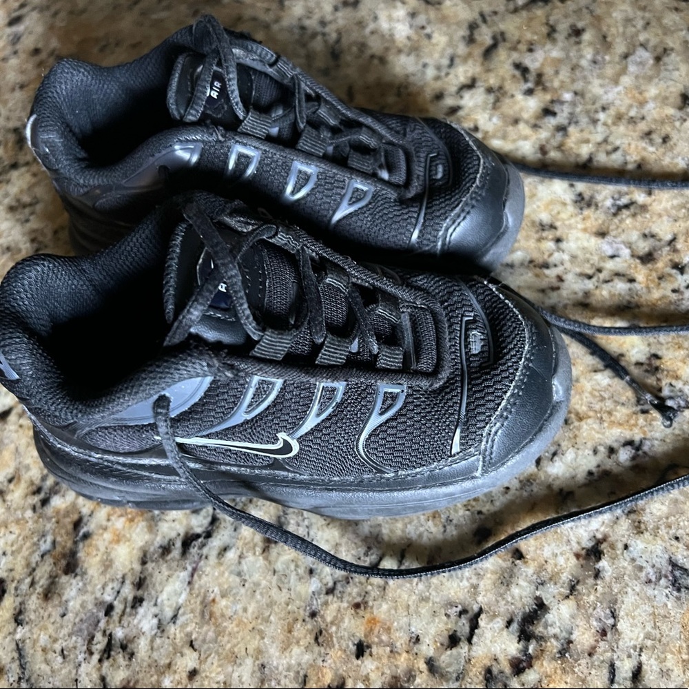 Kids All Black Air Max size 8c